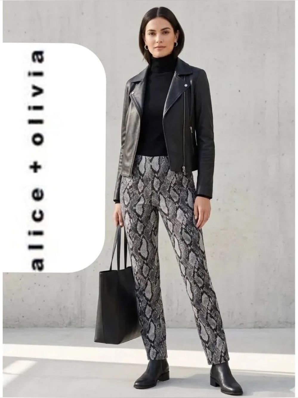 Alice + Olivia Snake Print Slim Pants Size 0 Back Zip Black Gray Stretch